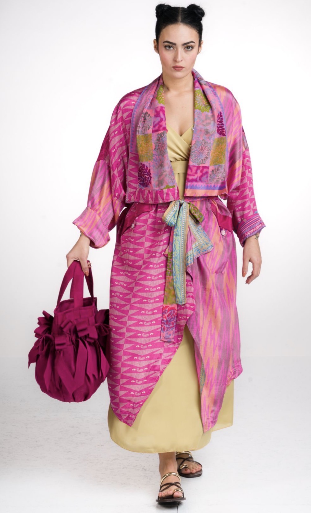 Kimono in sari di seta e viscosa Vintage ( i tessuti )