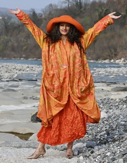 Kimono in sari di viscosa Vintage ( i tessuti )